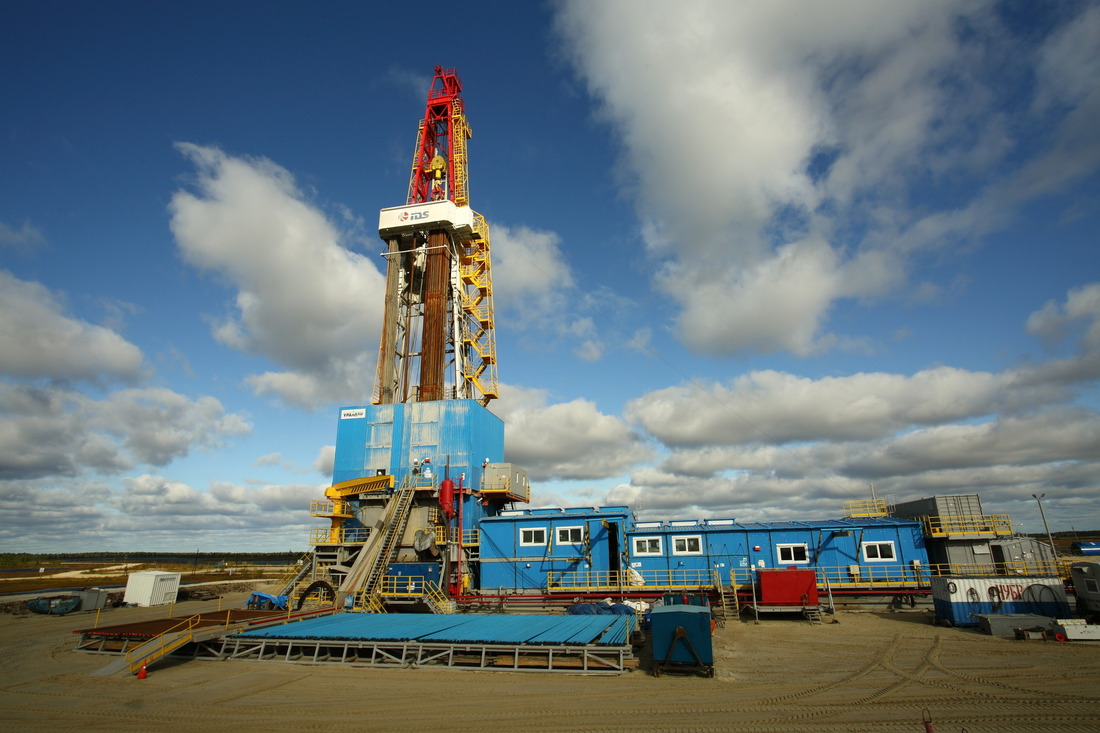 Первая из пробуренных на Западно-Таркосалинском месторождении скважин уже дает нефть
