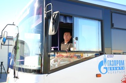 Водители ООО "Газпром добыча Ноябрьск" завоевали первые общекомандные места в номинациях "Грузовой автомобиль" и "Автобусы"