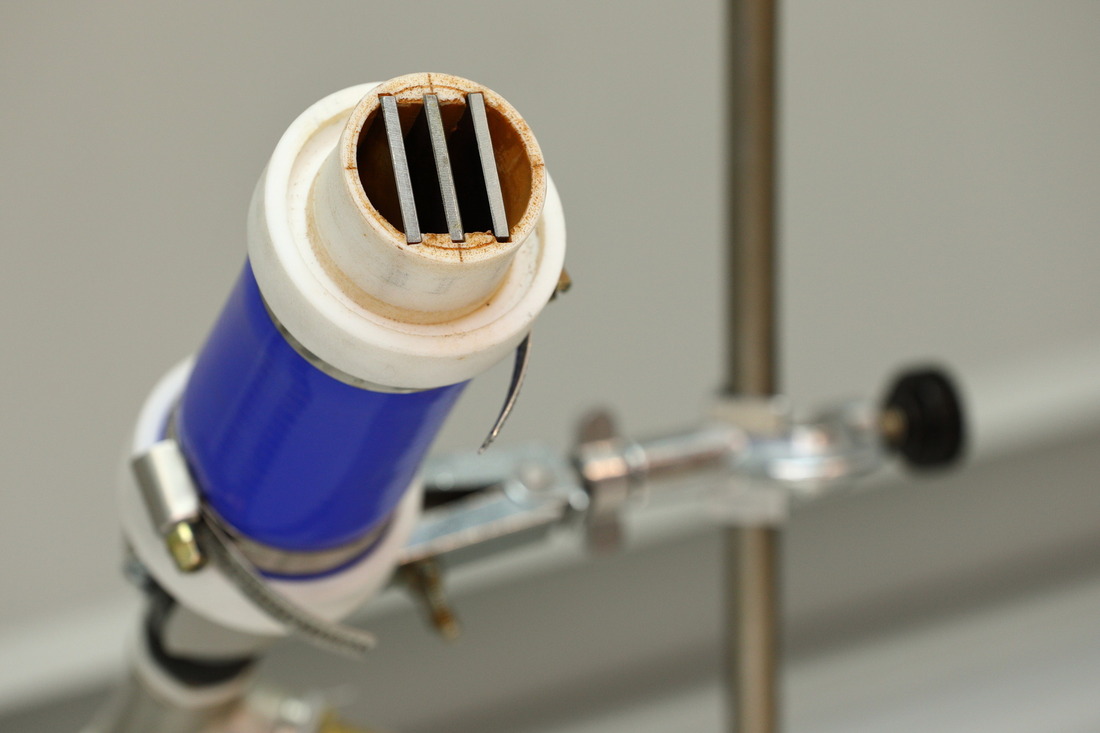 Разработка ноябрьских газовиков — стенд для определения степени агрессивности пластовой жидкости и защитных свойств ингибитора коррозии