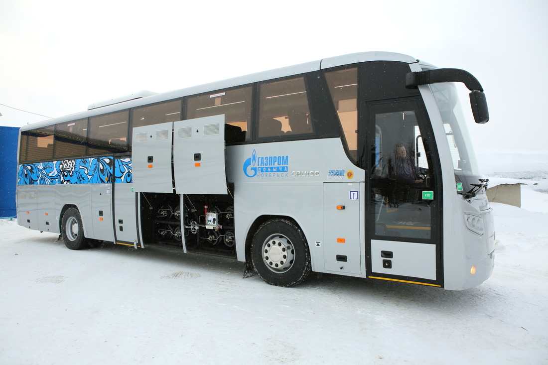 Комфортабельный автобус в Чаяндинской автоколонне, работающий на газомоторном топливе