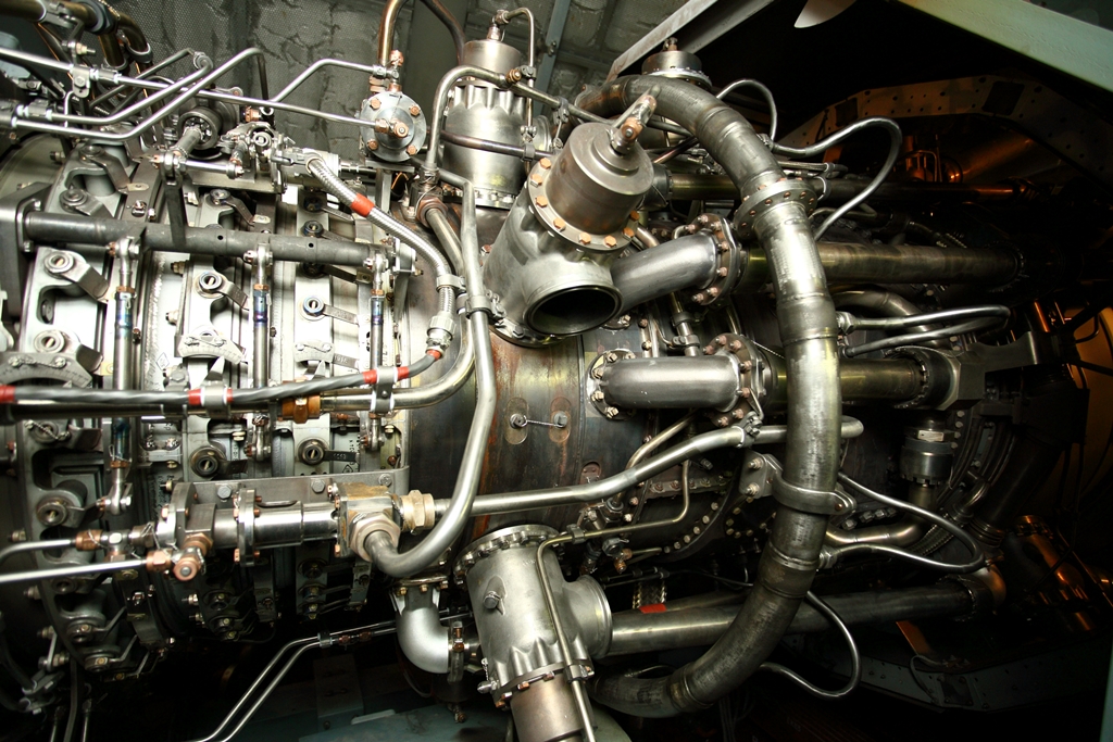 Мощность резервного двигателя 25 мегаватт — он изготовлен отечественным заводом-изготовителем на базе авиационного