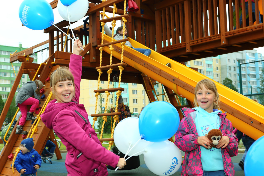 Открытие детской площадки в Ноябрьске