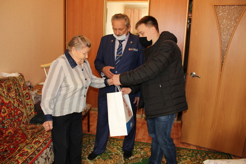 ООО «Газпром добыча Ноябрьск» провело благотворительную акцию ко Дню пожилого человека